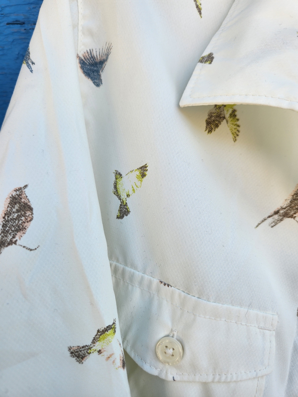 Eddie Bauer Light Blue Button-Down Shirt with Bird Print - Picture 3 of 9